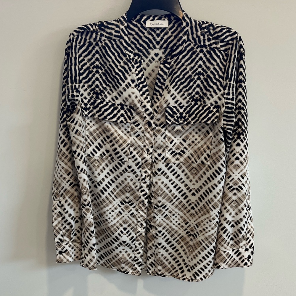 Calvin Klein Animal Print Button Front Roll Tab Sleeves Blouse sz L or XL